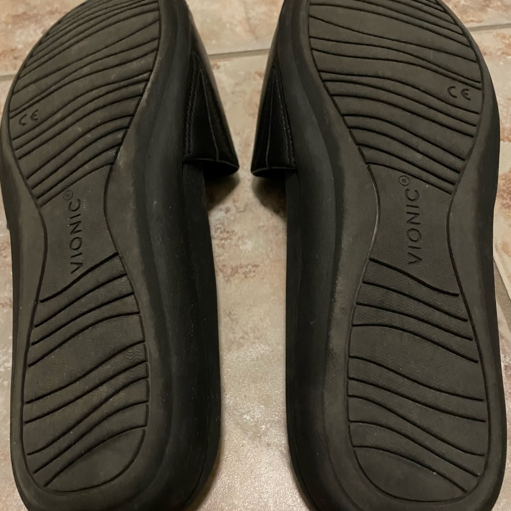 Vionic Val Sandals slides - Picture 3 of 5